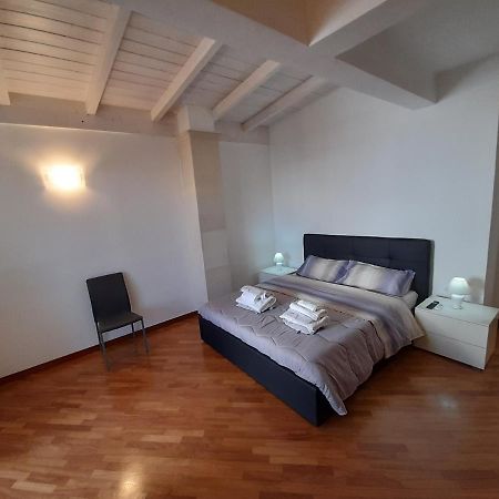 Dimora Emilia Apartment Lecce Exterior photo