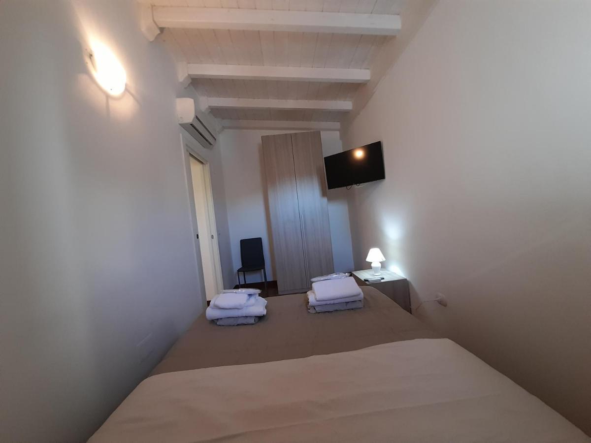 Dimora Emilia Apartment Lecce Exterior photo