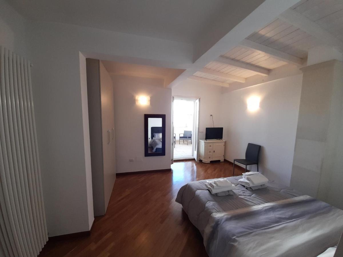 Dimora Emilia Apartment Lecce Exterior photo